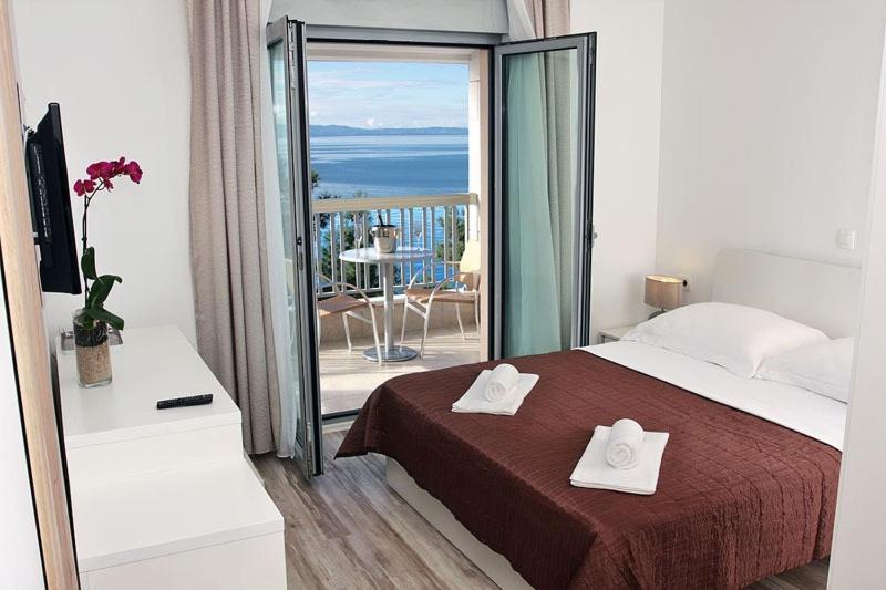 Apart Hotel Simic Makarska Eksteriør billede